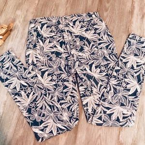 Faded Glory | Navy & White  Knit Jeggins